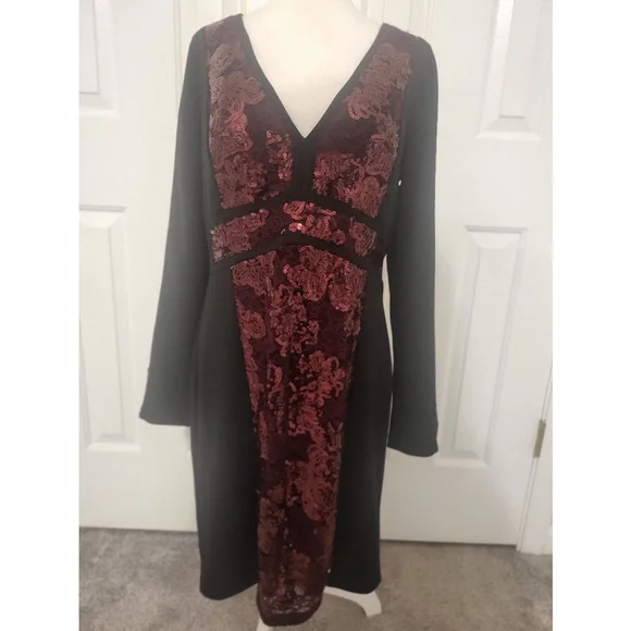 Women's Guess Dress, Black & Burgundy, Size 16 - Picture 1 of 7